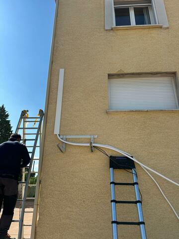Installation d'une Climatisation DAIKIN 7,2kw perfera à Languedoc Outillage 